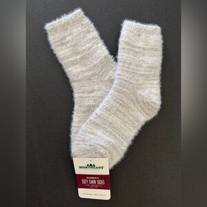 Northeast Outfitters Cozy Cabin Socks Women’s 5–10 Aloe Infused NWT